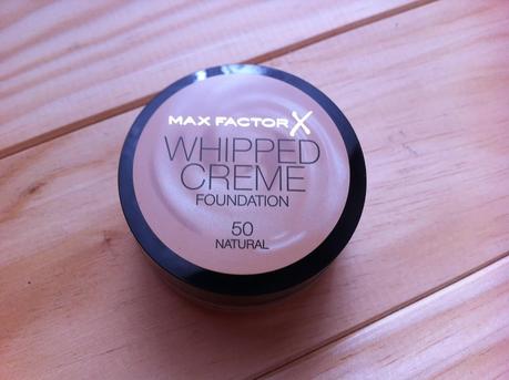 Max factor WHIPPED CREME foundation