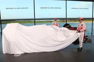 McLaren_MP4-28_Lancio (23)