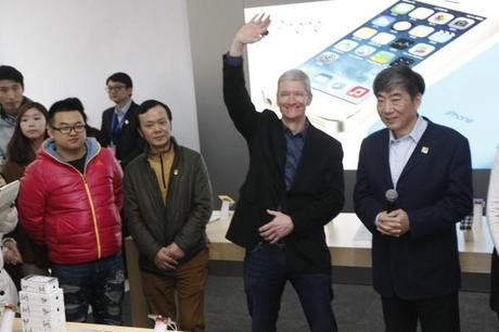iphone china 1 600x400 Apple scommette sulla Cina: Sarà nostro primo mercato parola di Tim Cook