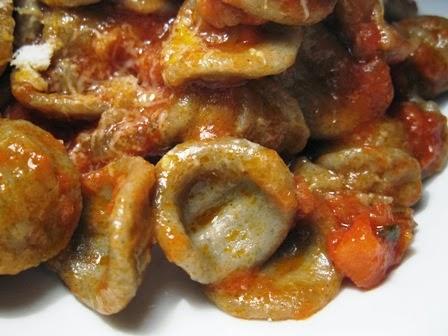 Orecchiette  di farro al sugo