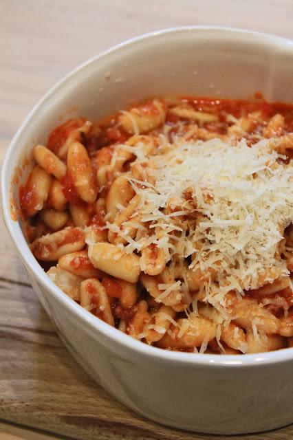 Cavatelli ragù e parmigiano delle Vacche Rosse