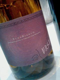 Erse Bianco 2012, nuovo Etna DOC di Tenuta di Fessina, su Agrodolce. Le ricette anticrisi di Alessio Pietrobattista