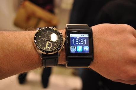 Gli Smartwatch potranno davvero sostituire i classici orologi e gli smartphone?