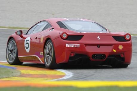 FERRARI 458 ITALIA