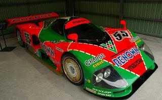 787 B