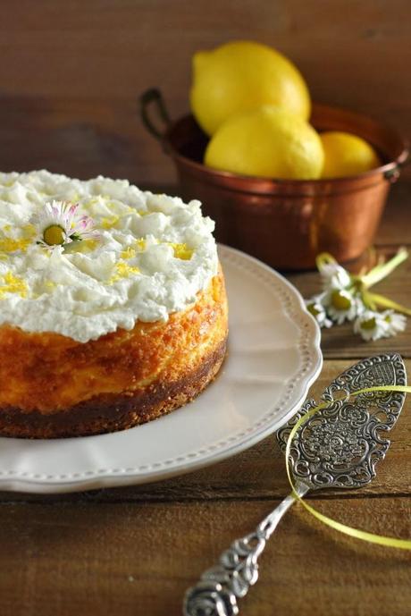 Classic Lemon Cheesecake