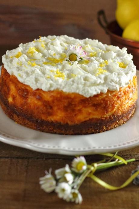 Classic Lemon Cheesecake