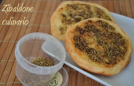 Spezzatino di maiale con piselli, castagne, albicocche e manakish allo zaatar