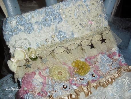 Crazy Quilt, sweet and romantic bag