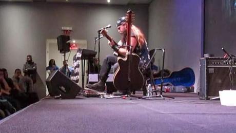 Zakk Wylde - Show acustico all'Apple Store di New York (video)