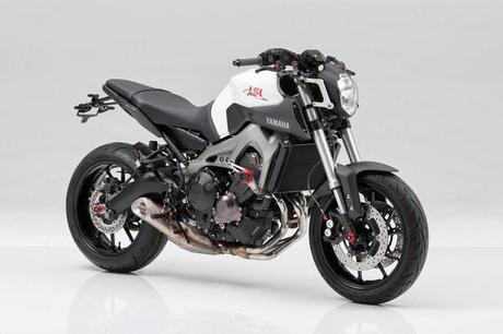 Yamaha MT-09 by LSL