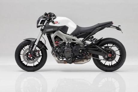 Yamaha MT-09 by LSL