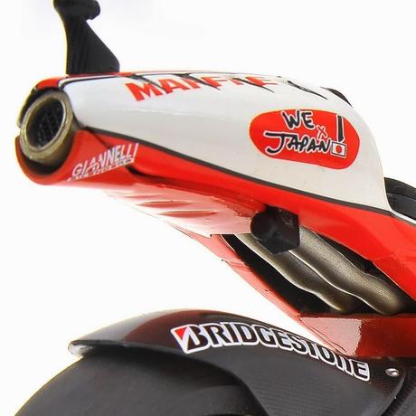 Ducati Desmosedici H.Barbera 2011 - Exclusive Danhausen L.E. by Minichamps