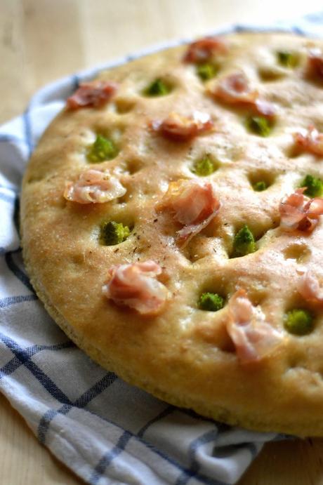 Focaccia con cavolfiore al lardo