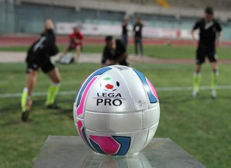 Il pallone ufficiale della Lega Pro 2013-14