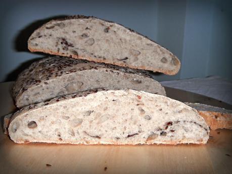 Ciabatta semintegrale ai semi di lino (a lenta lievitazione)