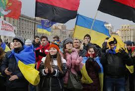 Le proteste dei manifestanti ucraini filo-europeisti (kjonline.com)