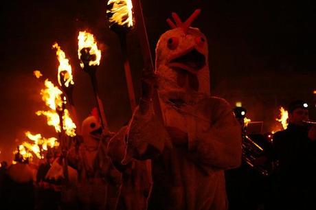 Up Helly Aa - Isole Shetland, UK