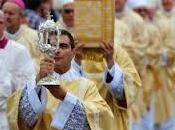 Papa Wojtyla Rubata reliquia sangue