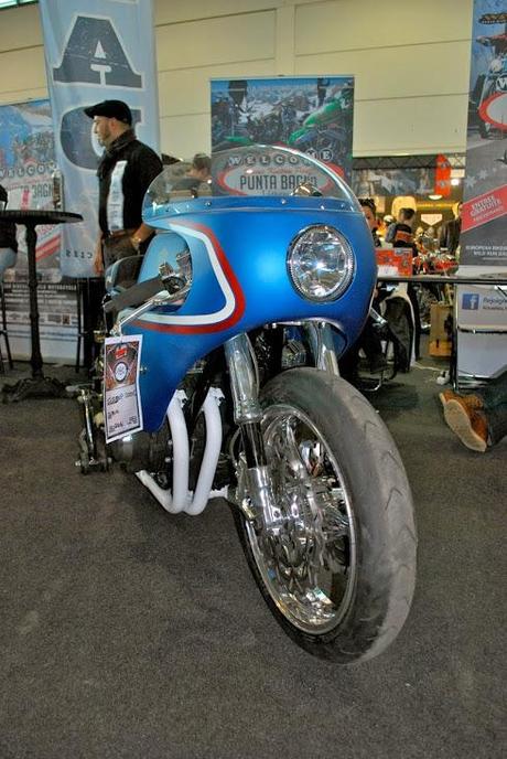 GSX750 by Kikishop Customs