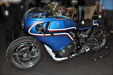 GSX750 by Kikishop Customs