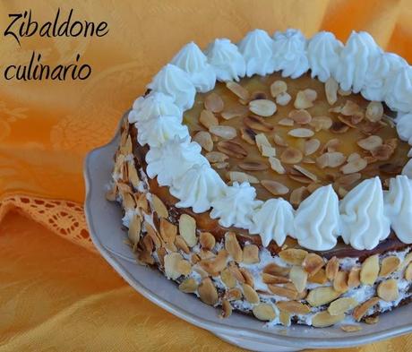 Cheesecake al limone con lemon curd e mandorle