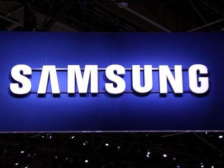 Samsung display QHD AMOLED 4K su smartphone