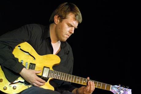 Guitars Speak terzo anno: la chitarra jazz di Noël Akchoté Guitars Speak terzo anno: la chitarra jazz di Noël Akchoté