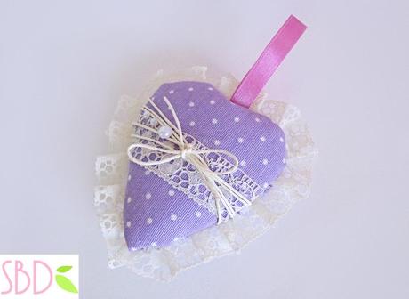 Cuori di Stoffa (no cucito) - Fabric hearts (no sew)