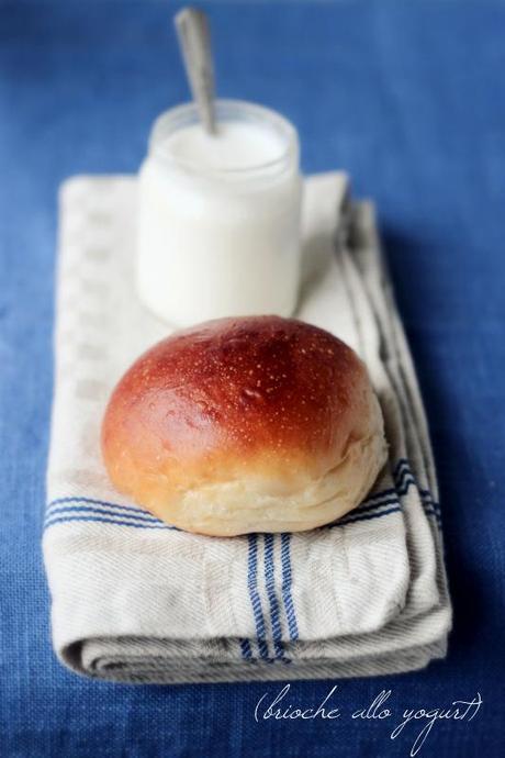 Brioche allo yogurt (senza burro) e milk roux. La patata bollente.