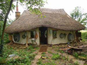 cob-house