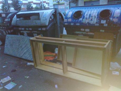 Materassopoli (e non solo). L'intervista che spiega la presenza di rifiuti ingombranti dovunque in strada a Roma