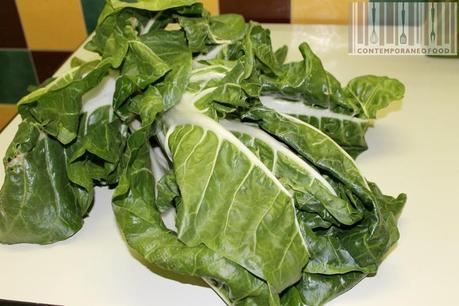 fagottini coste ricotta preparazione contemporaneo food Fagottini di coste al profumo di limone con ricotta e olive taggiasche