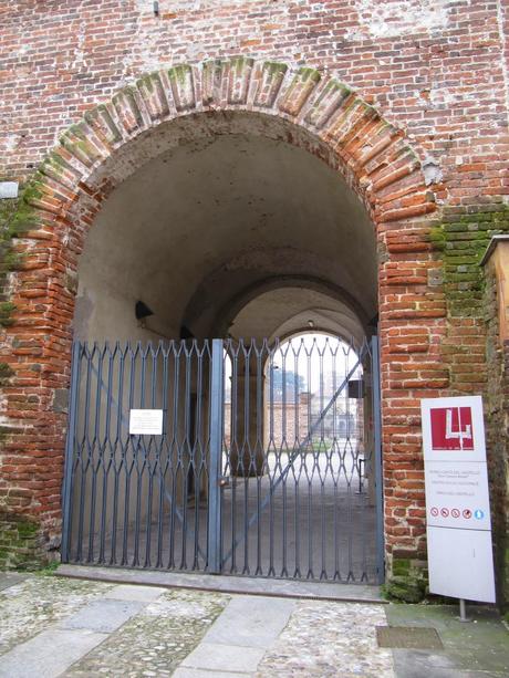 Un luogo: il Castello Mediceo di Melegnano...