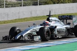 Magnussen-McLaren_test_jerez_day3