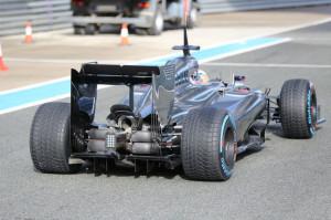 Button-McLaren_test_jerez_day_2 (4)