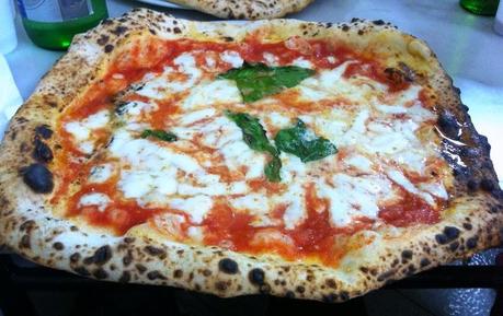L'Antica Pizzeria Da Michele - Napoli