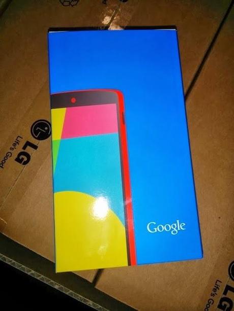 nexus5-red-3