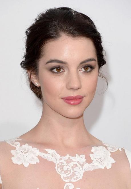 Adelaide-Kane-People-Choice-Awards-Get-The-Look-2