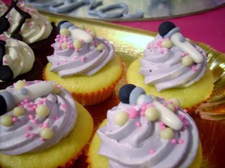 CUPCAKES PER VIOLETTA