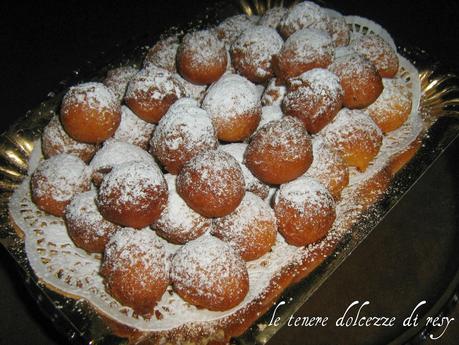 Castagnole soffici con ricotta ......facili e buonissime!!