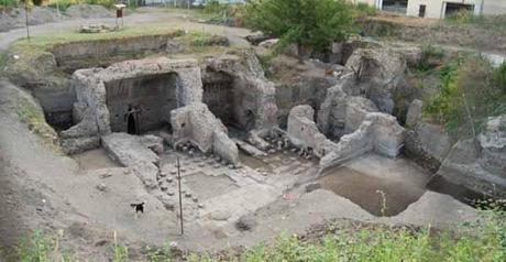 Splendori dimenticati: la villa di Pollena Trocchia