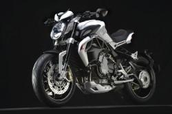 MV Agusta Brutale 800 Dragster, bianca