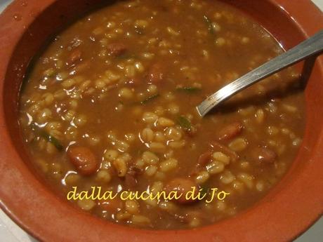 Minestra di orzo e borlotti