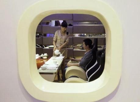 Come in aereo, ma con più spazio: è l'A380 restaurant di Chongqing