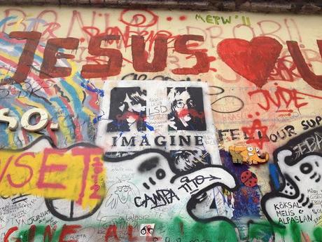 Cose da vedere: Il muro di Lennon - Praga