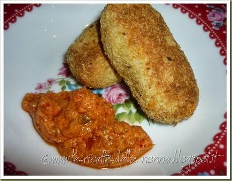 Crocchette al topinambur con salsa piccante ai peperoni (12)