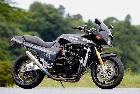 Kawasaki GPZ 900 R RCM-226 by Red Eagle Sanctuary