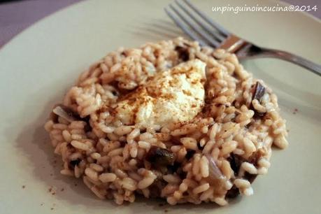 Risotto al radicchio con burrata e polvere di liquirizia