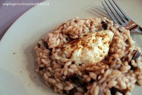 Risotto al radicchio con burrata e polvere di liquirizia